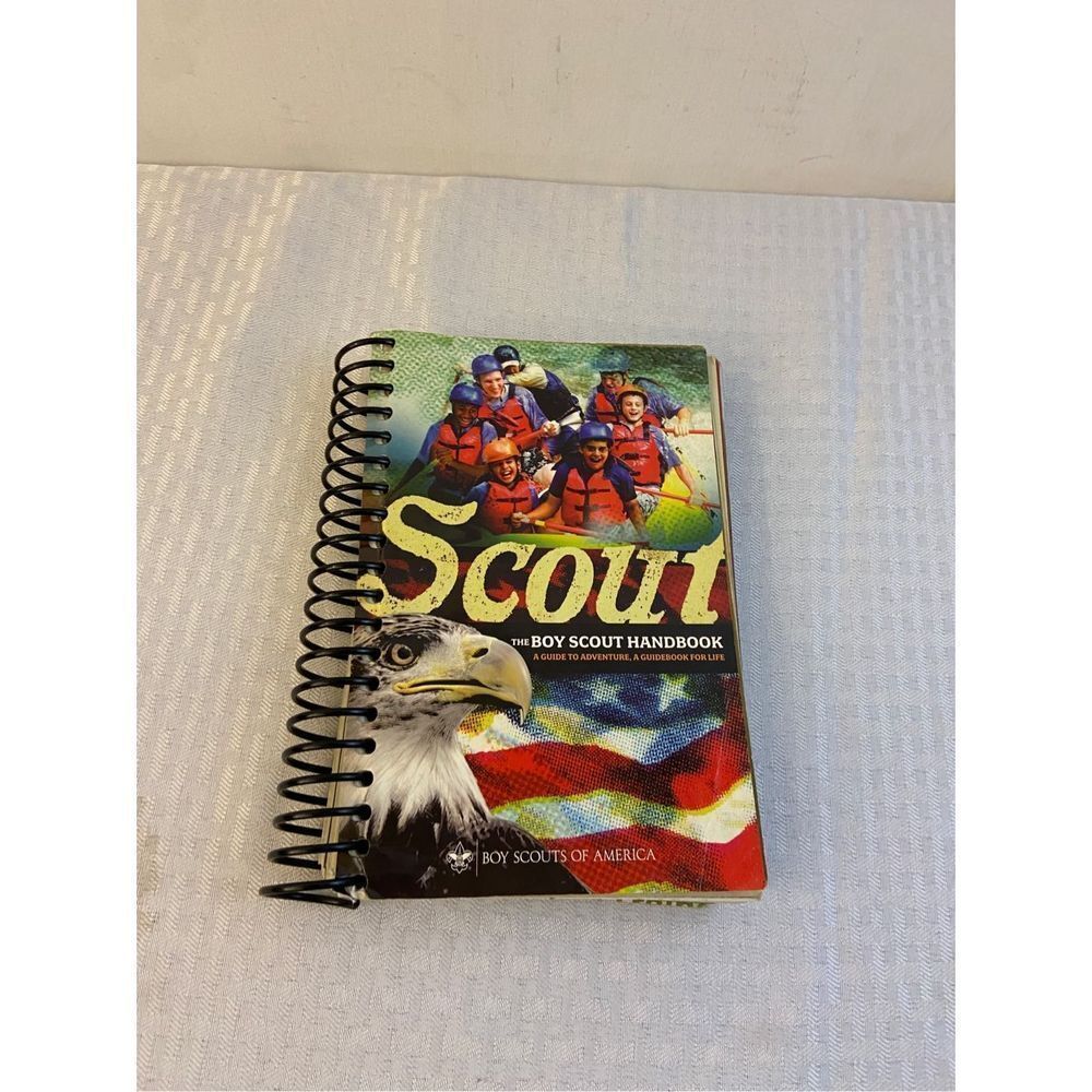 Boy Scout handbook 2009 Paperback used‎
